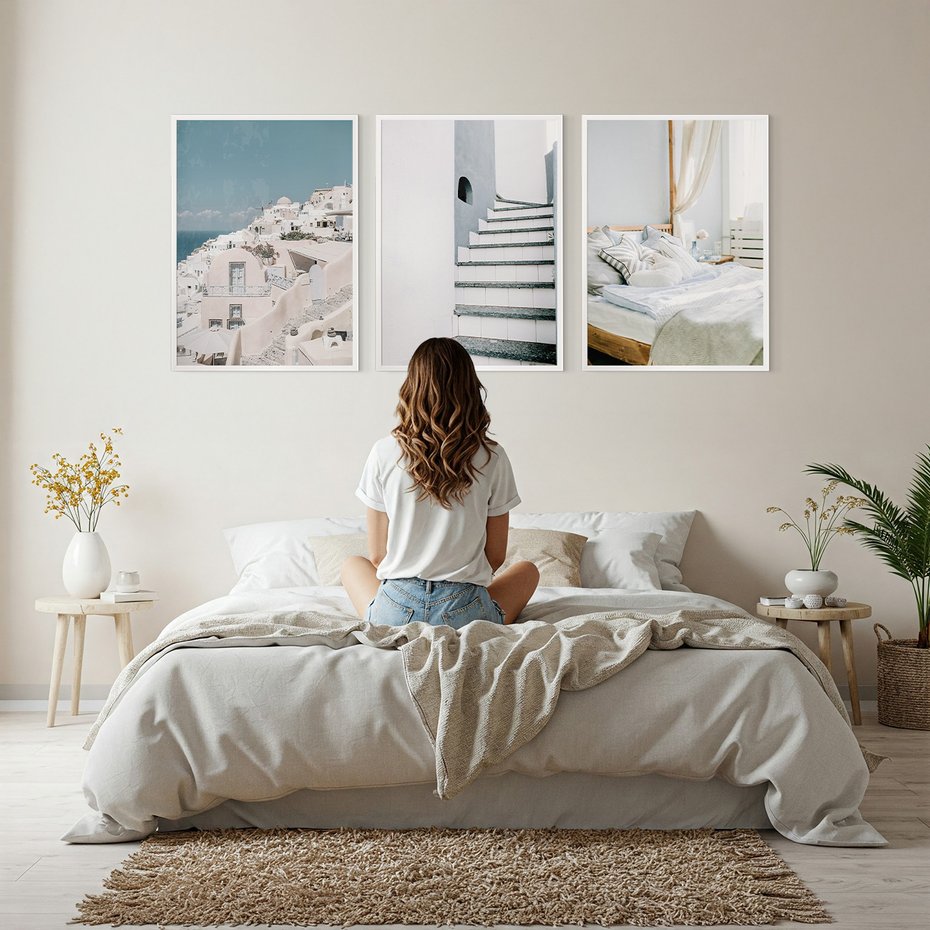 Zestaw obrazy w ramie, plakaty - budynki,schody,łóżko - rama biała