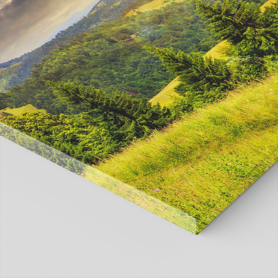 Obraz na płótnie - góry, las, niebo