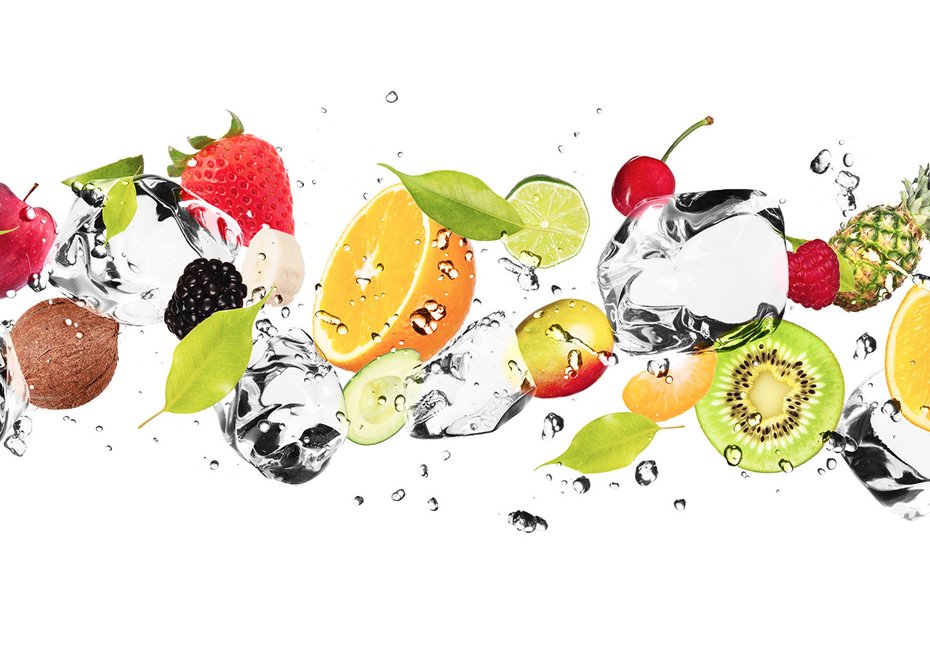 Fototapeta - owoce, kostki lodu, świeżość