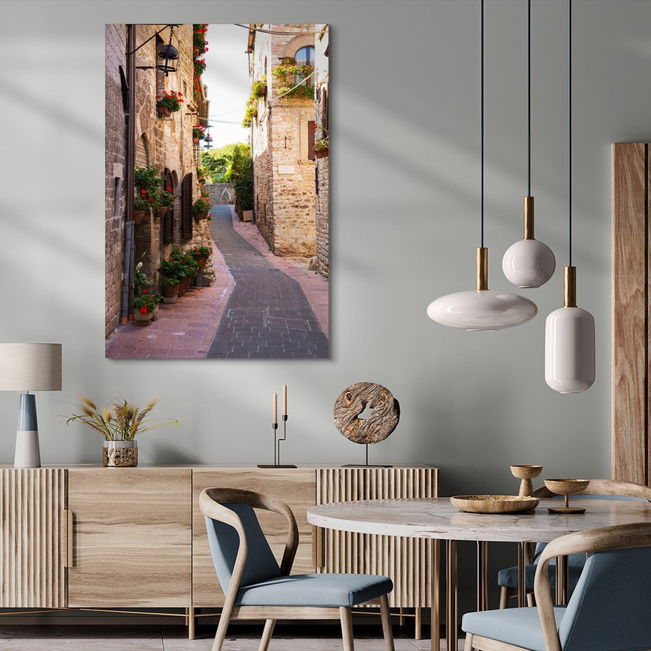 Obraz na płótnie - uliczka, kwiaty, kamień