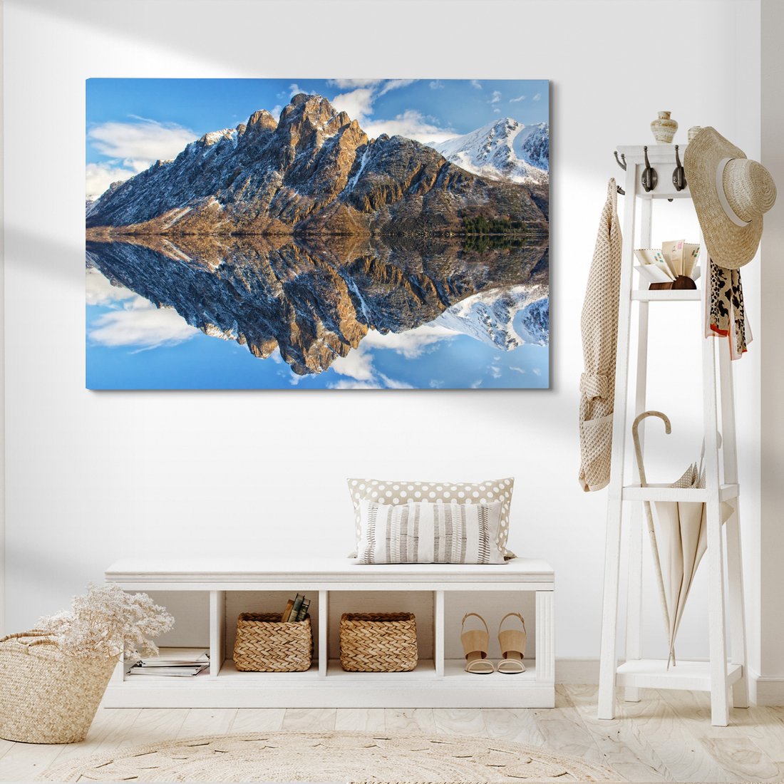 Obraz na płótnie - góry, odbicie, woda