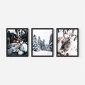 Zestaw obrazy w ramie, plakaty - renifer, zima, śnieg - rama czarna