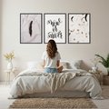 Zestaw obrazy w ramie, plakaty - pióro, minimalizm, tło - rama czarna