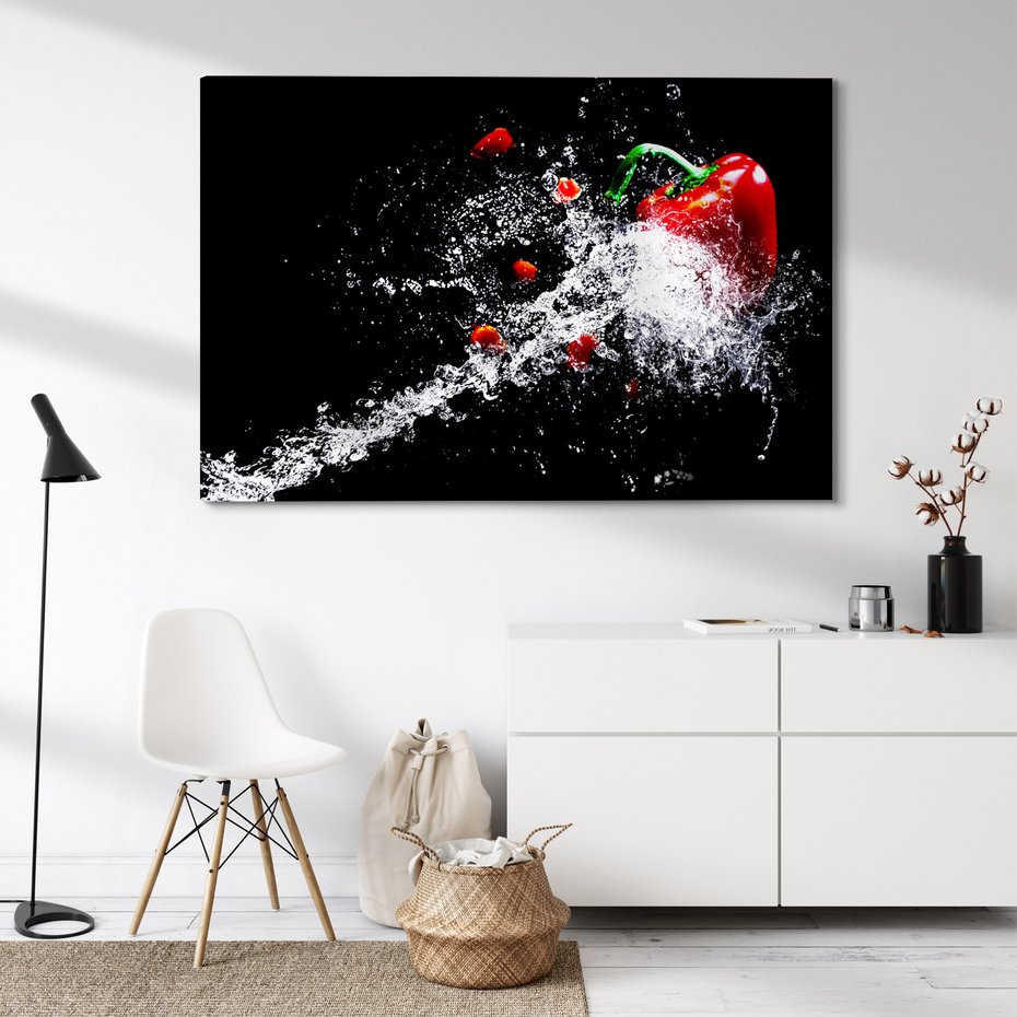 Obraz na płótnie - papryka, woda, czerwony