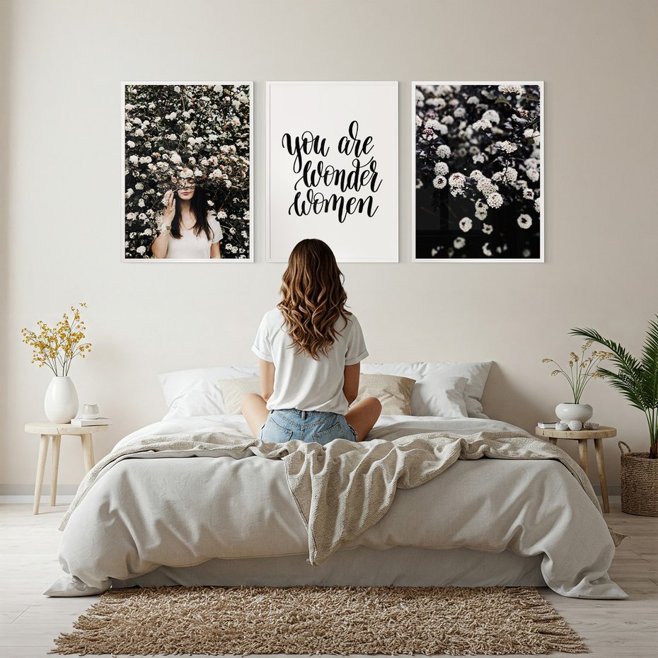 Zestaw obrazy w ramie, plakaty - kwiaty, kobieta, napisy - rama biała