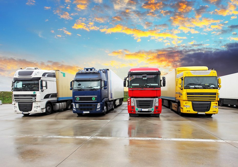 Fototapeta - ciężarówki, transport, logistyka