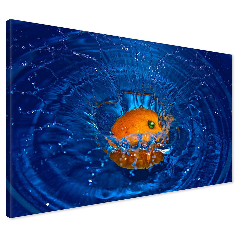 Obraz na płótnie - pomarańcza, woda, plusk
