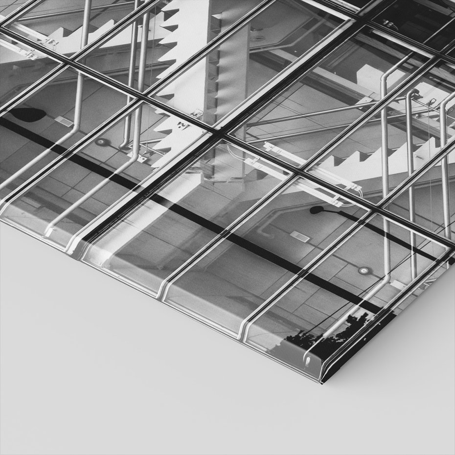 Obraz na płótnie - schody, budynek, okna