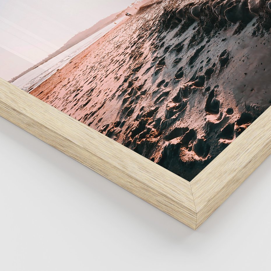 Zestaw obrazy w ramie, plakaty - plaża, palmy, budynek - rama drewno