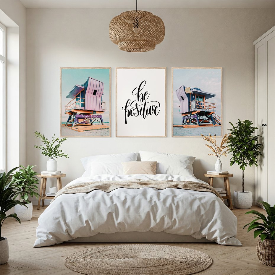 Zestaw obrazy w ramie, plakaty - plaża, budka ratownicza, morze - rama drewno