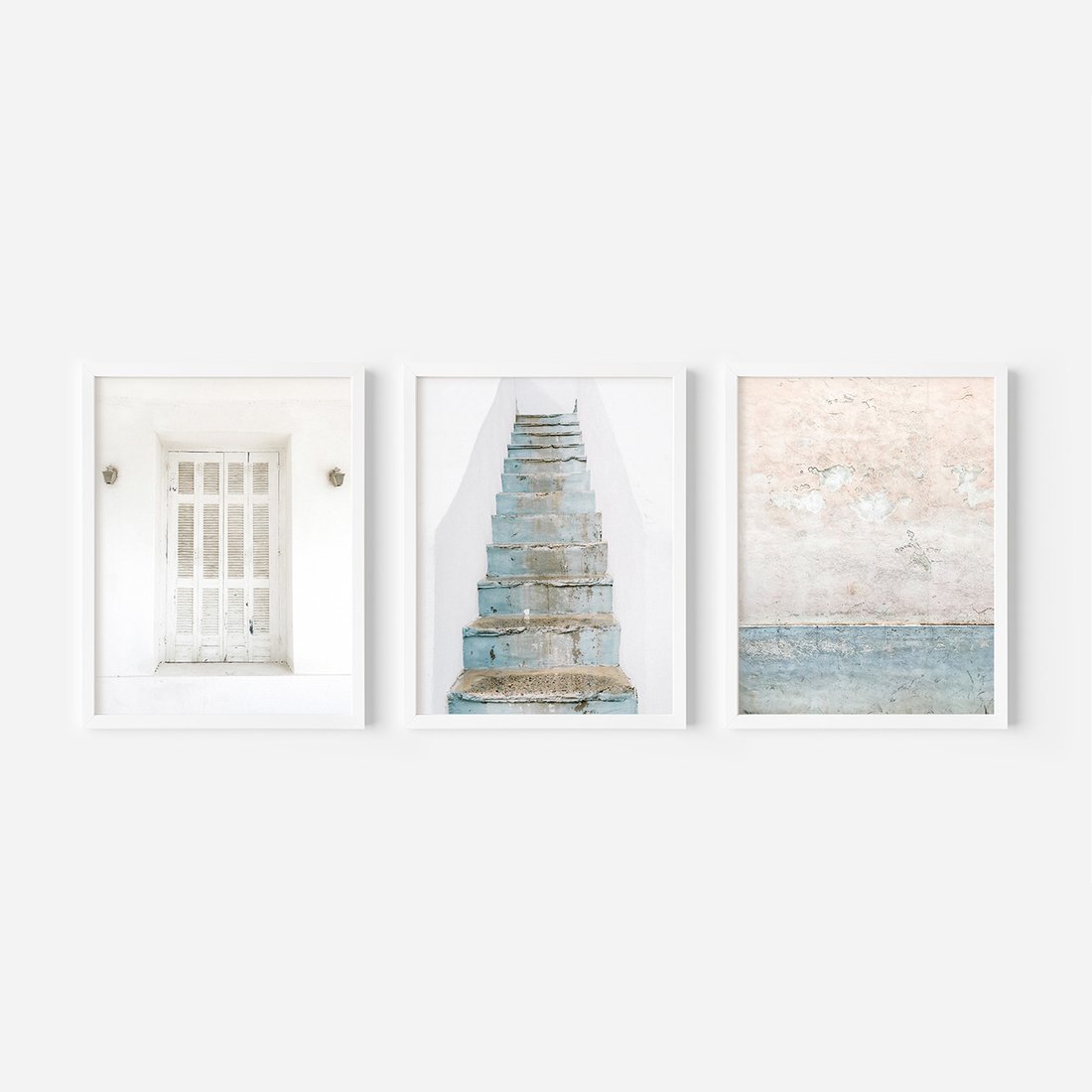 Zestaw obrazy w ramie, plakaty - ściana, schody, drzwi - rama biała