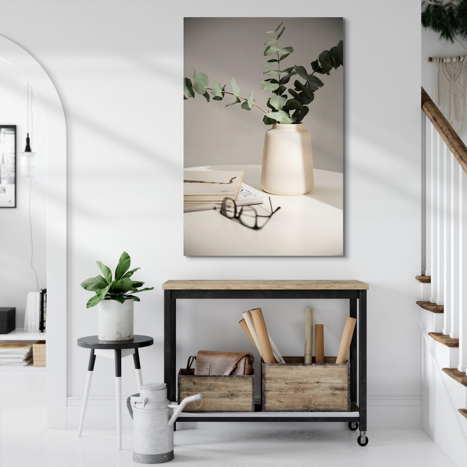 Obraz na płótnie - eukaliptus, wazon, książki
