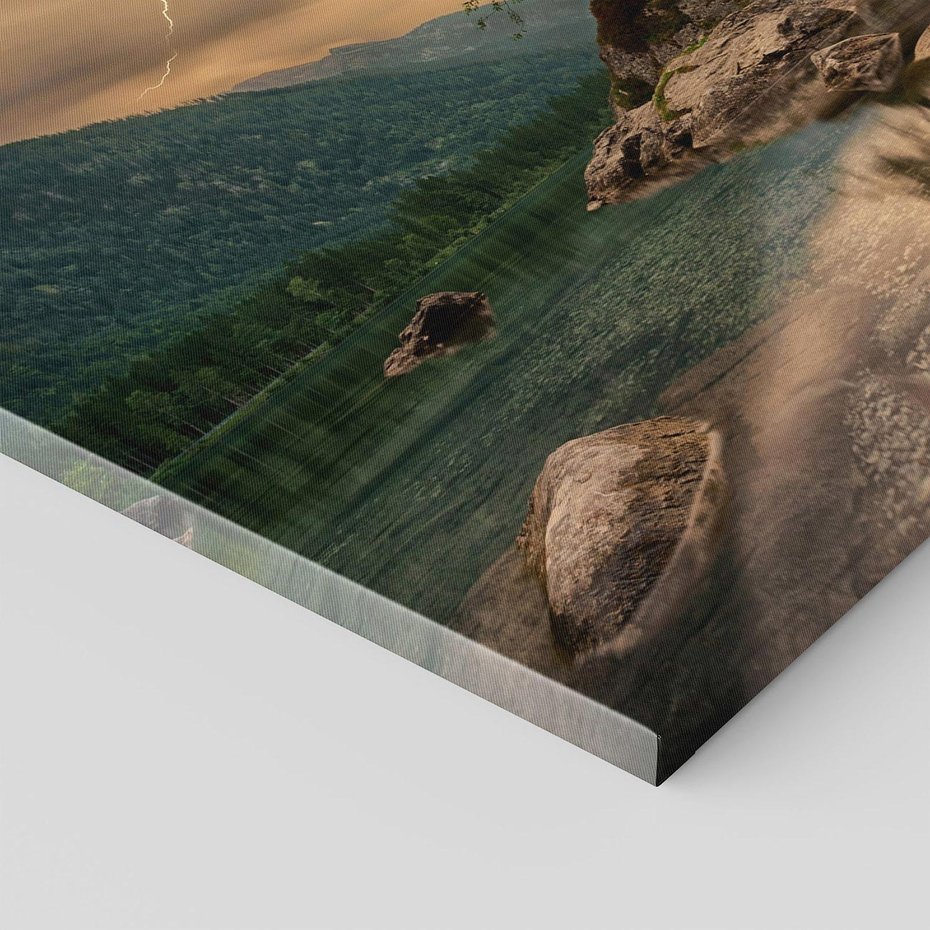 Obraz na płótnie - jezioro, góry, burza