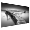 Obraz na płótnie - pomost, woda, czarny i biały