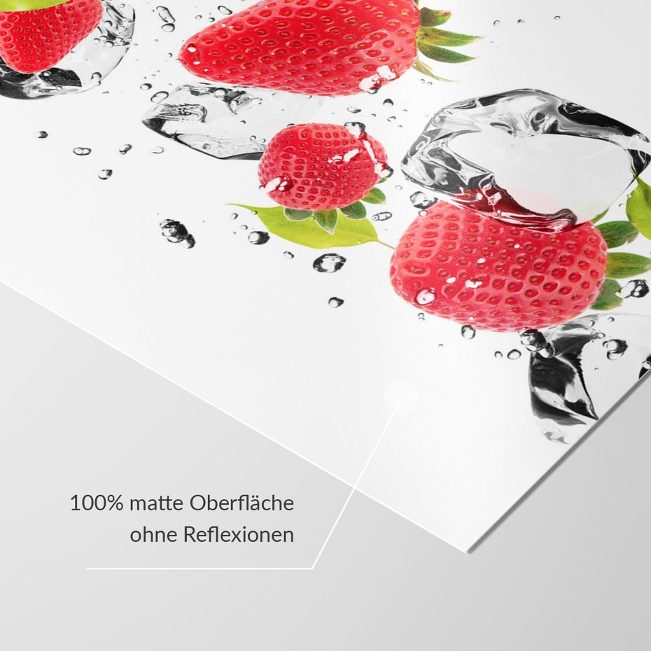 Fototapeta - truskawki, lód, świeżość