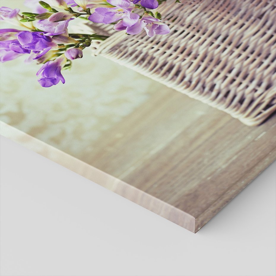 Obraz na płótnie - kwiaty, koszyk, fioletowy